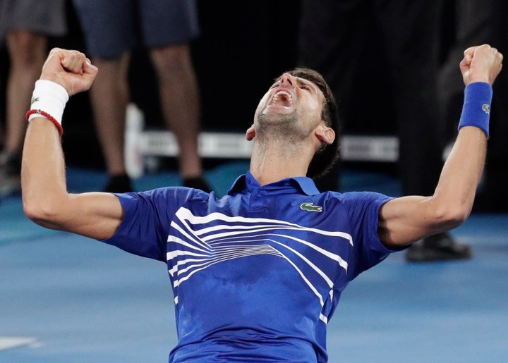 Tenisoví fanúšikovia majú oči pre plač. Federer a Djokovič tak skoro hrať nebudú